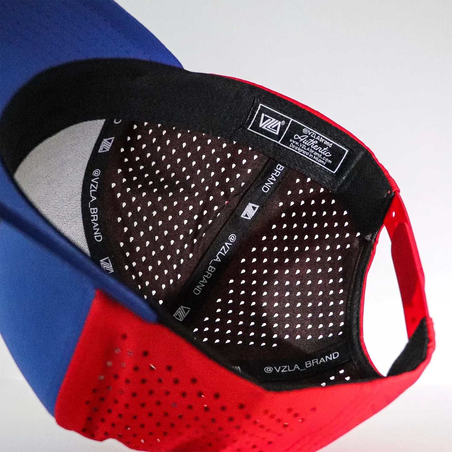 Gorra de Venezuela VZLA Performance Tricolor - VEN Edition 2