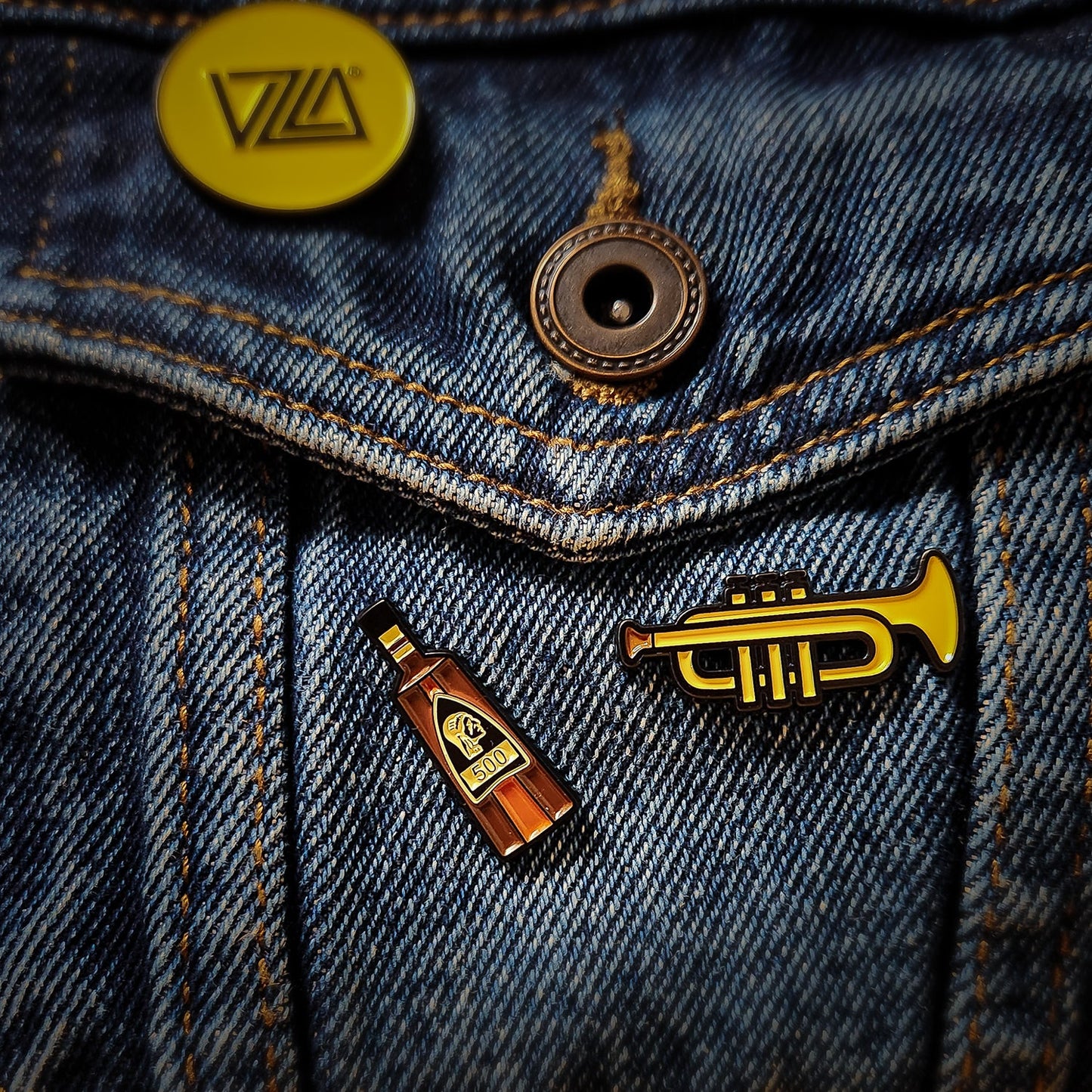 Pin de VZLA Botella de Ron